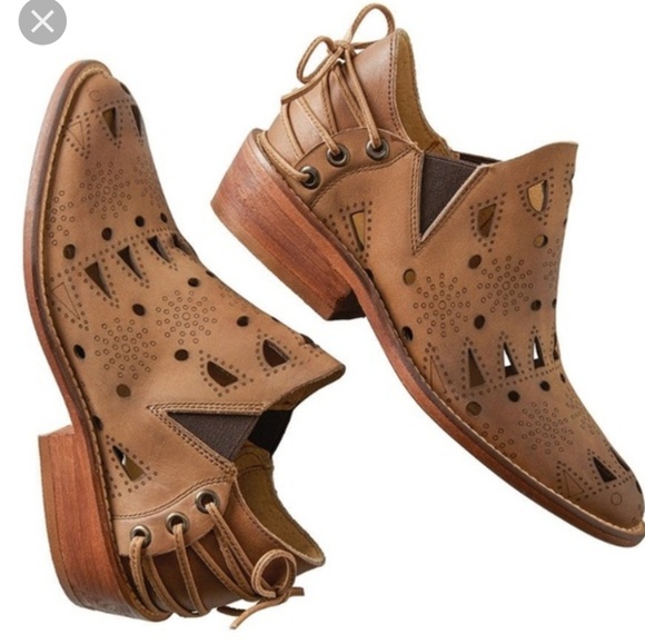 musse & cloud ankle boots